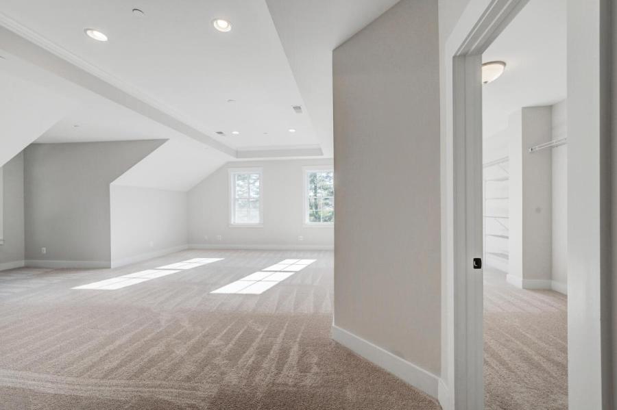 Lutherville-Timonium house bedroom