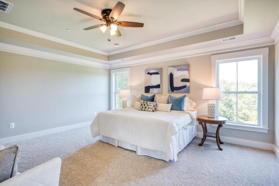 3520 Prospect Rd bedroom