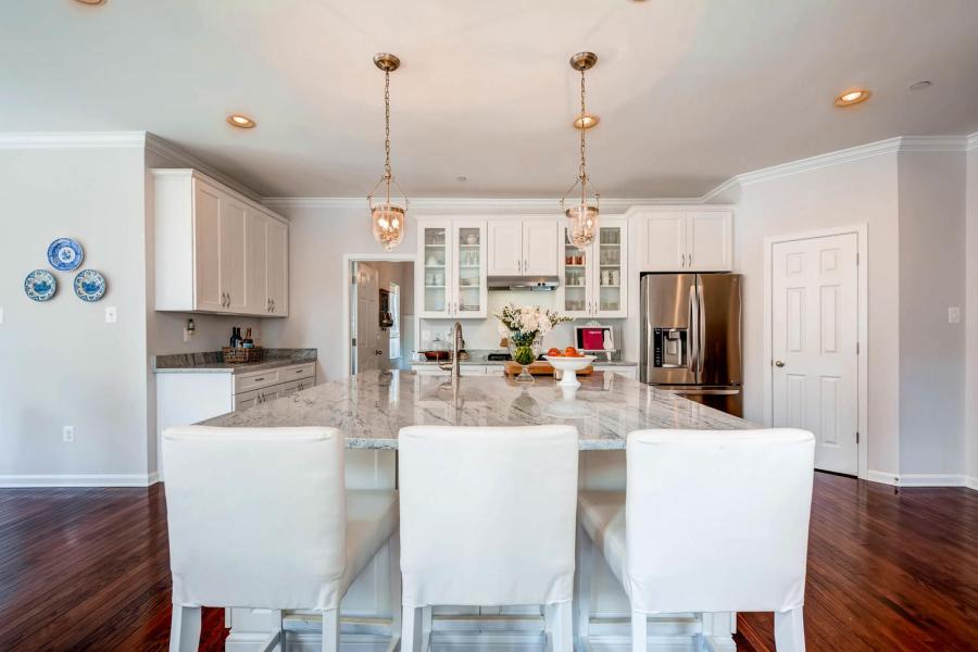 Phoenix MD, Kitchen 3
