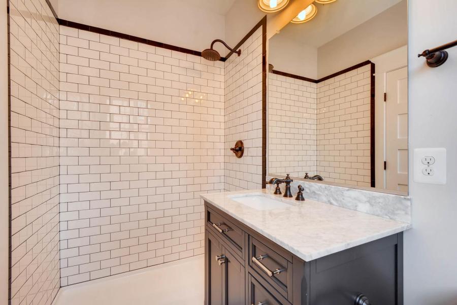 Baltimore MD, 2nd Floor Bathroom 1